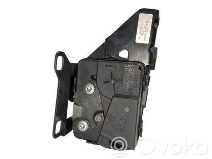 Aizmugurējā loga tīrītāja motoriņš