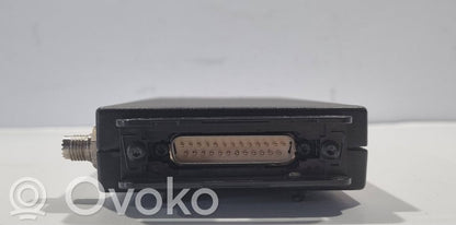 Tālruņa vadības bloks