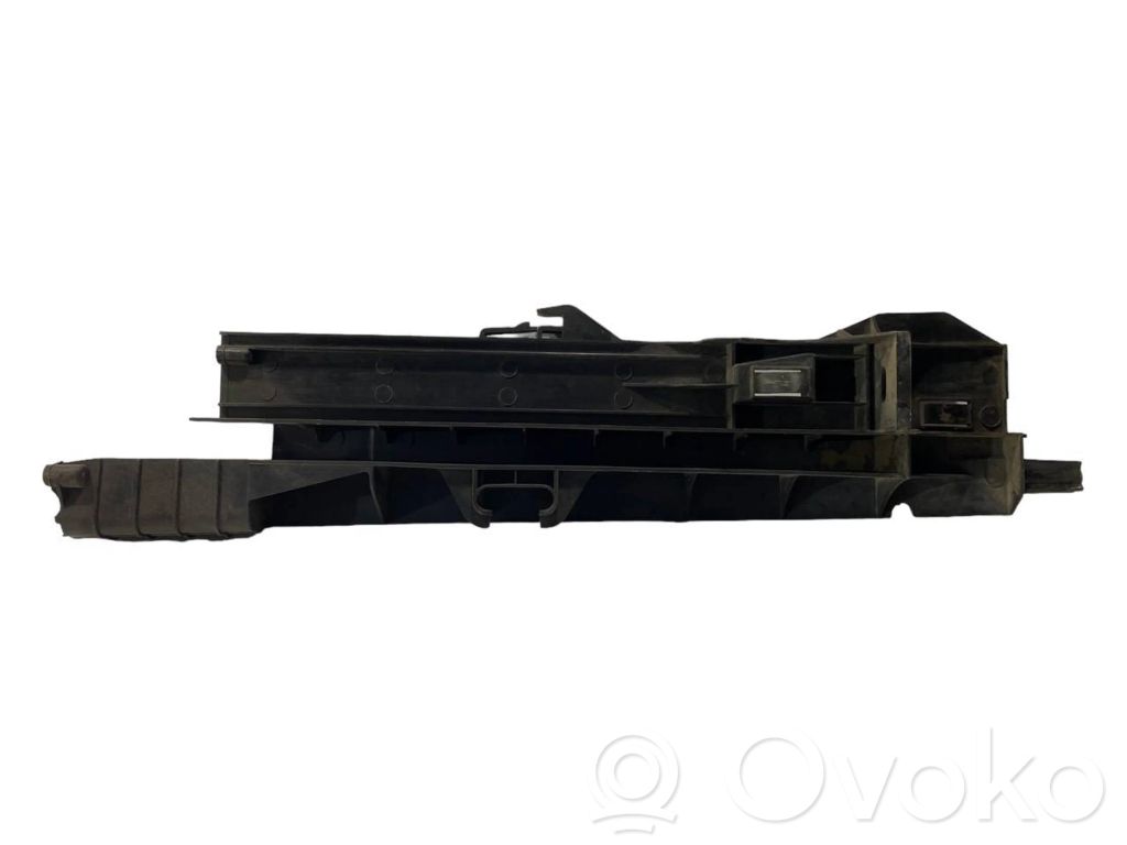 Radiator panel holder (TV)