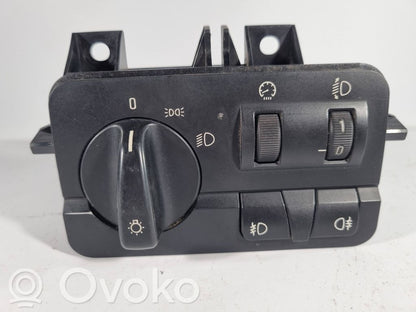 Headlight switch