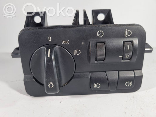 Headlight switch