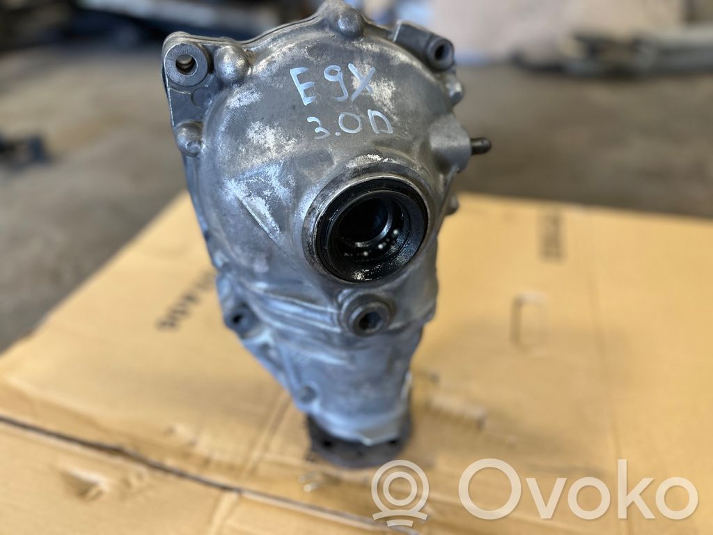 Priekšējais reduktors