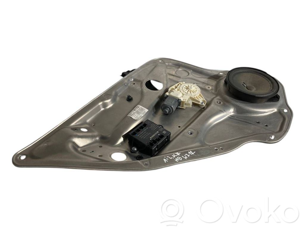 Elektriskā loga pacelšanas mehānisma komplekts