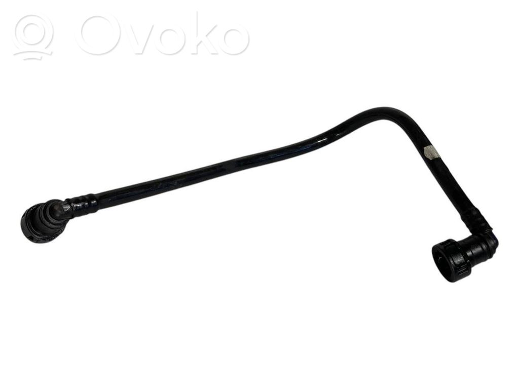 Degvielas caurulīte (-es)