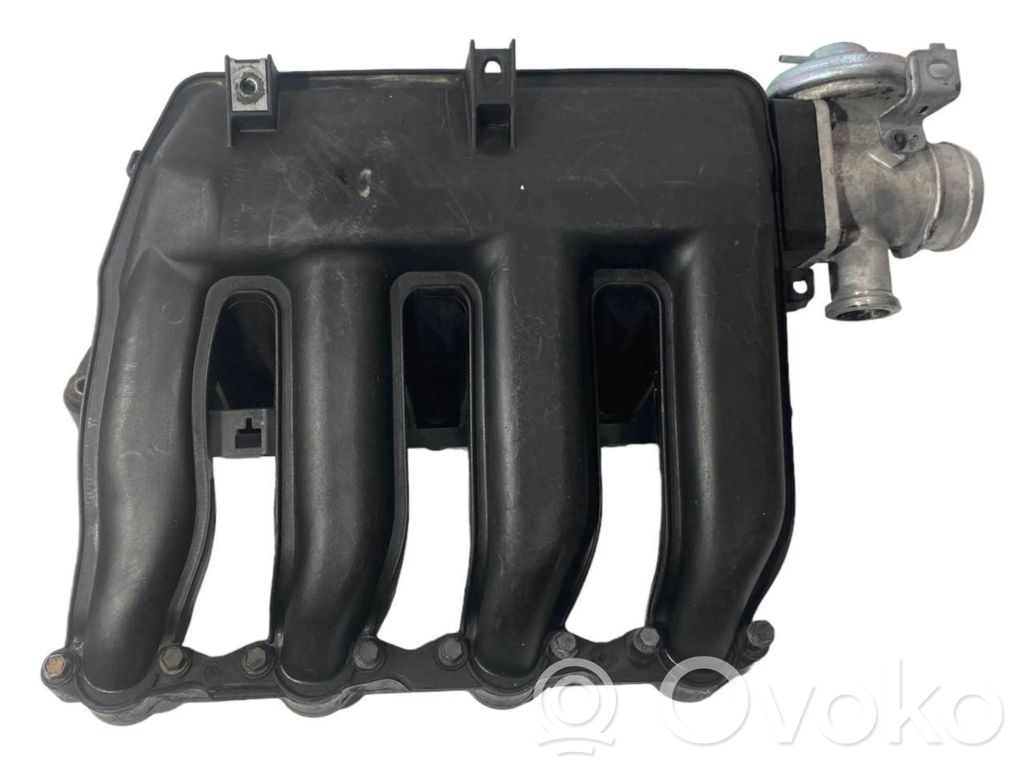 Впускной коллектор