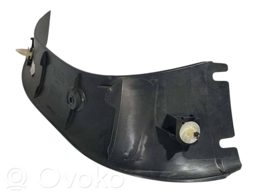 Sānu dekoratīvā apdare (pie loga)