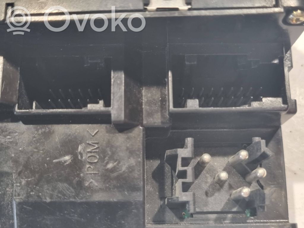 Elektrisko logu slēdzis