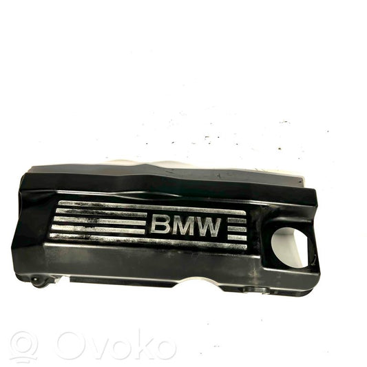 Крышка двигателя (декоративная отделка)