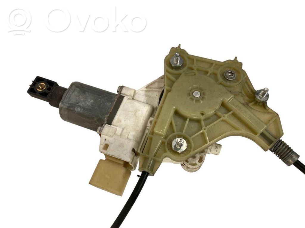 Priekšpusē elektriskā loga pacelšanas mehānisma komplekts