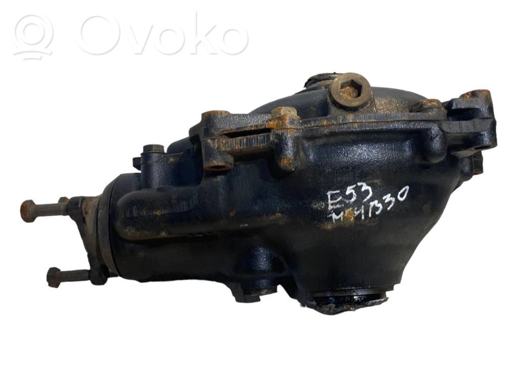 Priekšējais reduktors