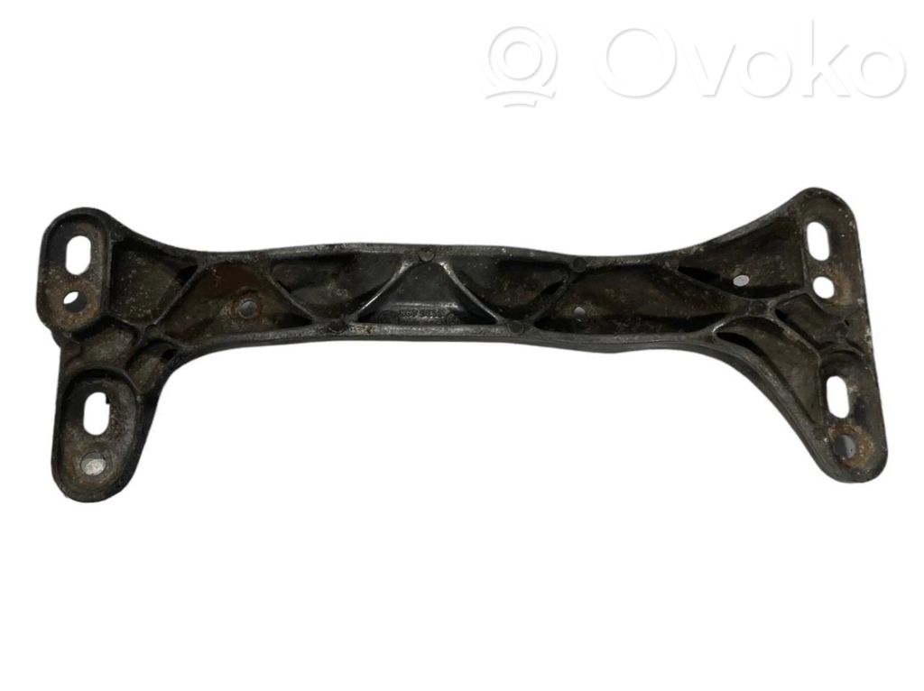 Кронштейн крепления трансмиссии