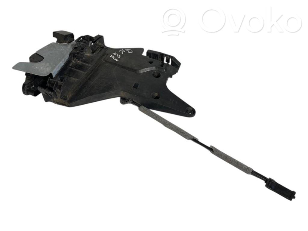 Aizmugurē slēdzene