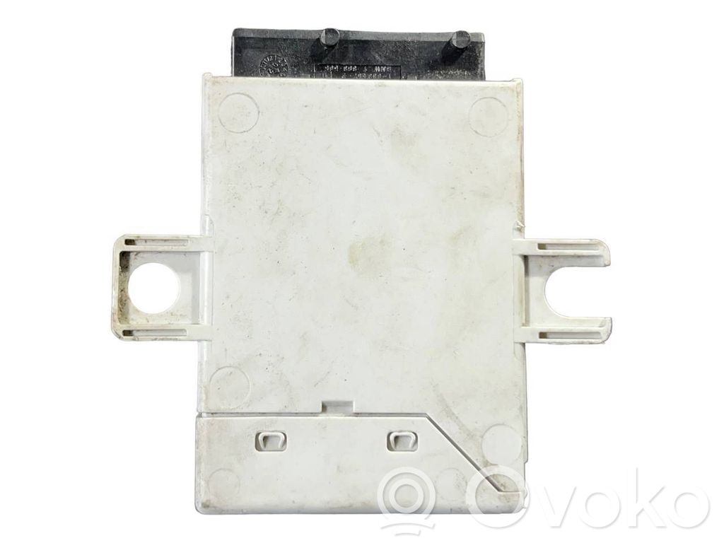 Trailer hitch control unit