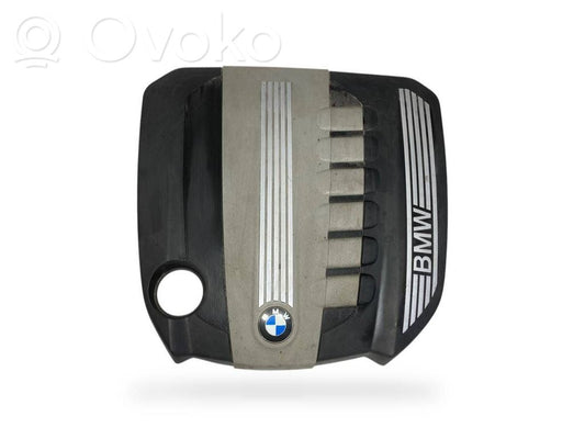 Крышка двигателя (декоративная отделка)