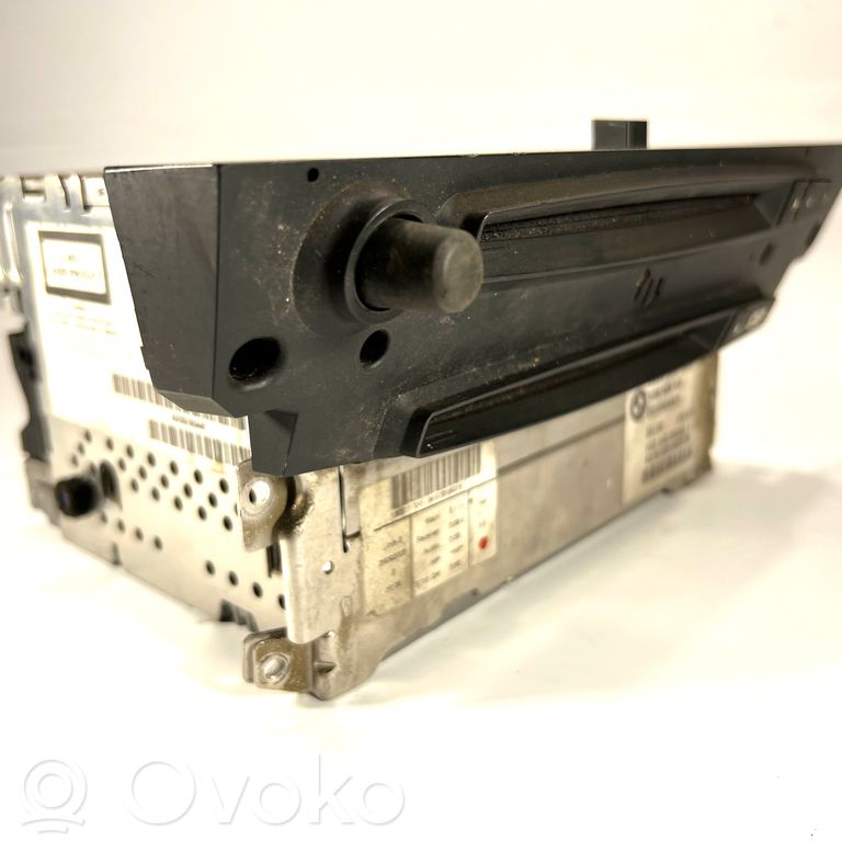 Радио / CD/DVD-плеер / навигация