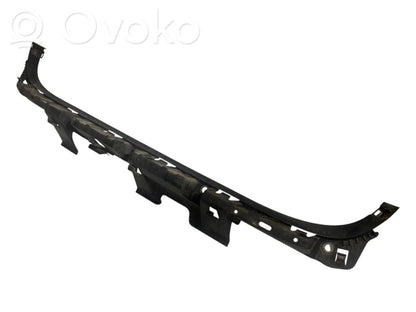 Rear bumper mounting bracket