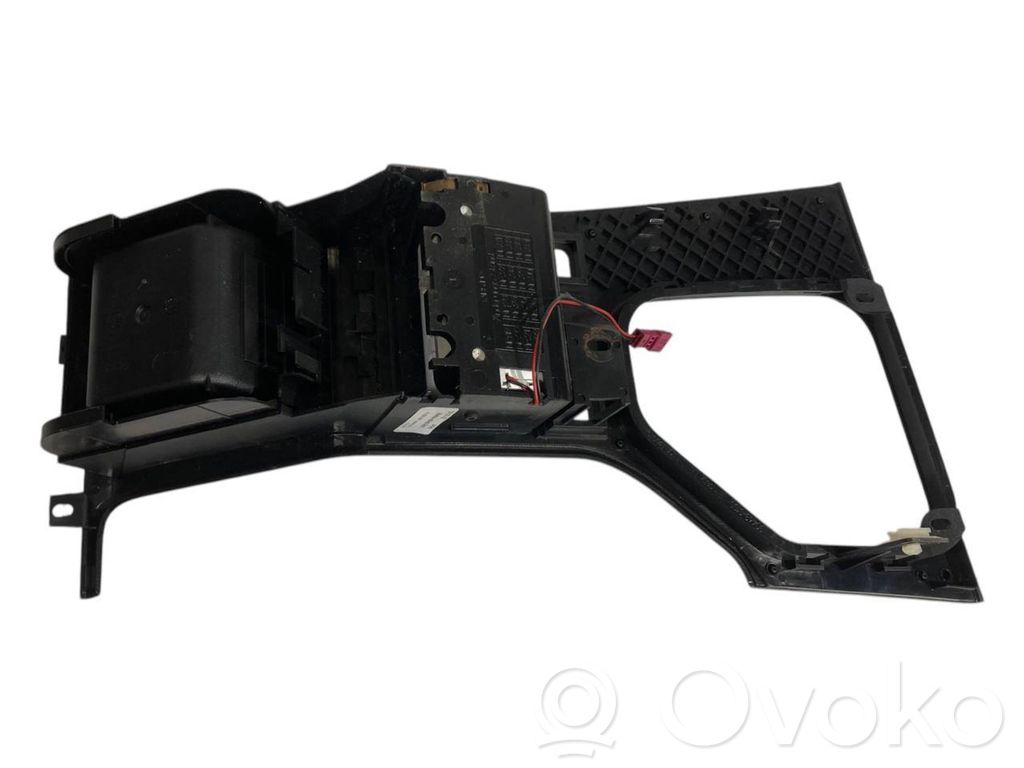 Отделка панели