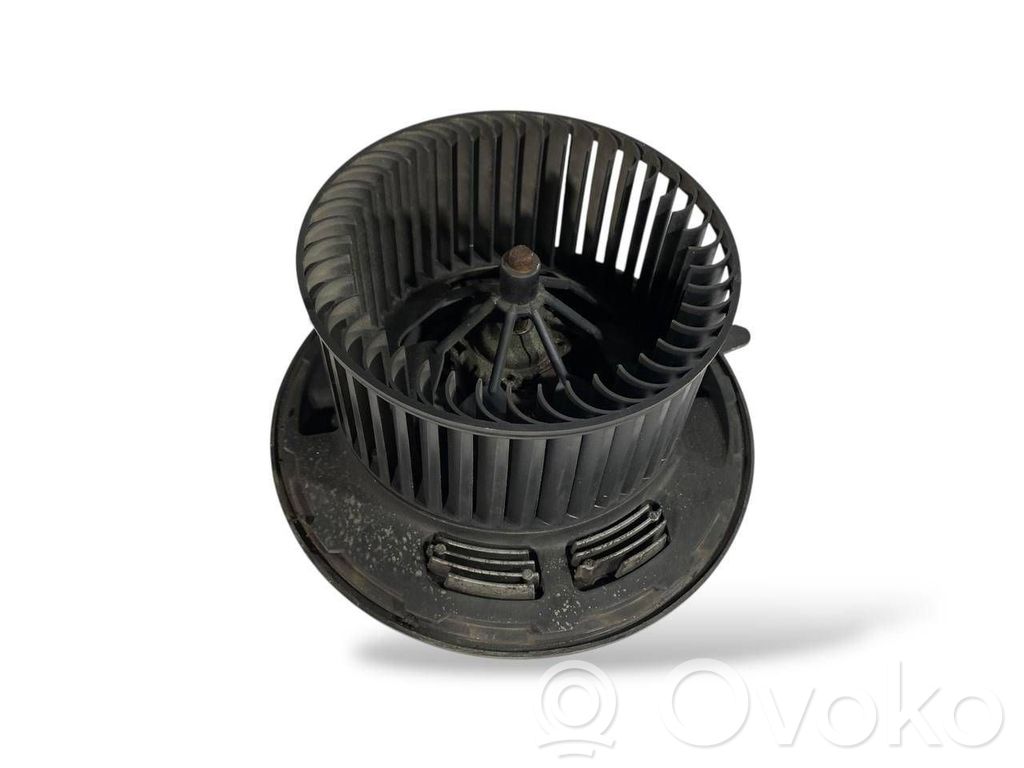 Mazā radiatora ventilators