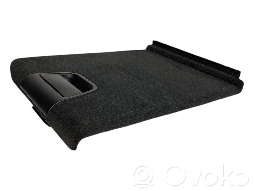 Side decorative trim panel