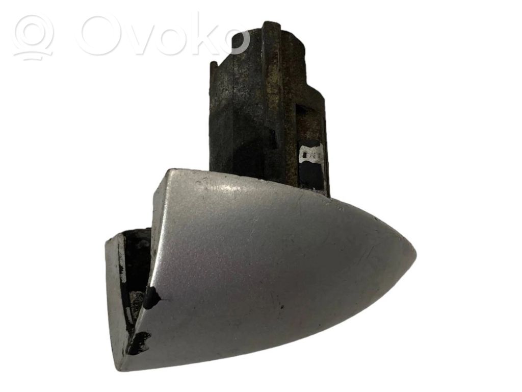 Front door handle cover