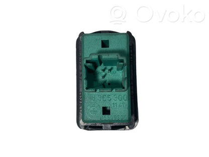 Power window switch