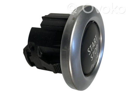 Automašīnas aizdedzes un startera slēdzis