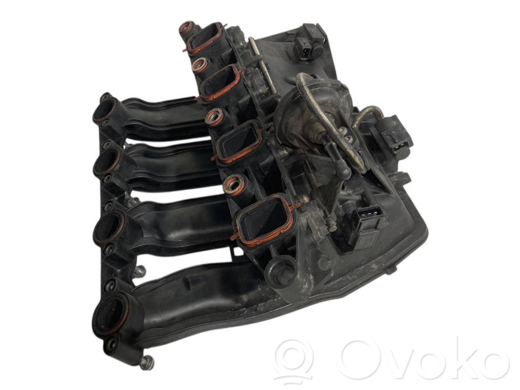 Впускной коллектор