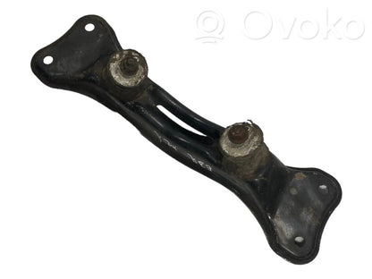 Pārnesumkārbas stiprinājuma kronšteins