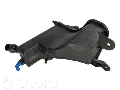 Dzesēšanas šķidruma izplešanās tvertne