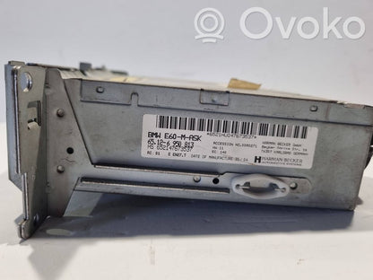 Radio / CD/DVD atskaņotājs / navigācija