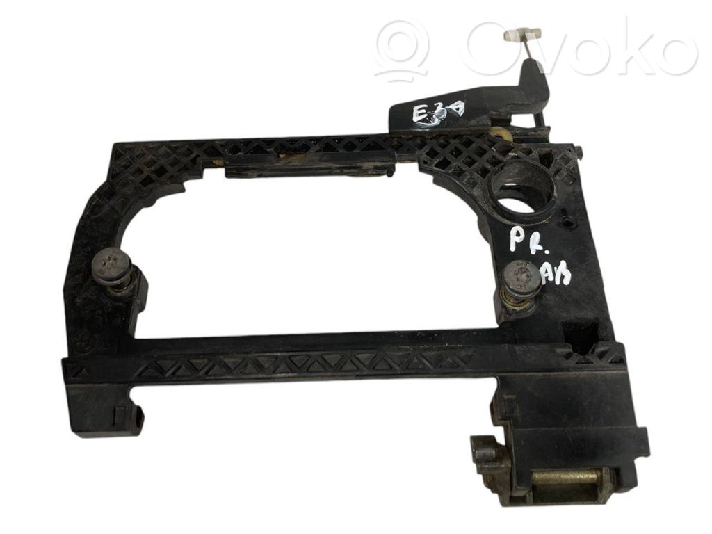 Holder/bracket for external opening handle at the front