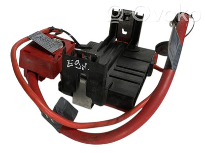 Positive wire connection assembly