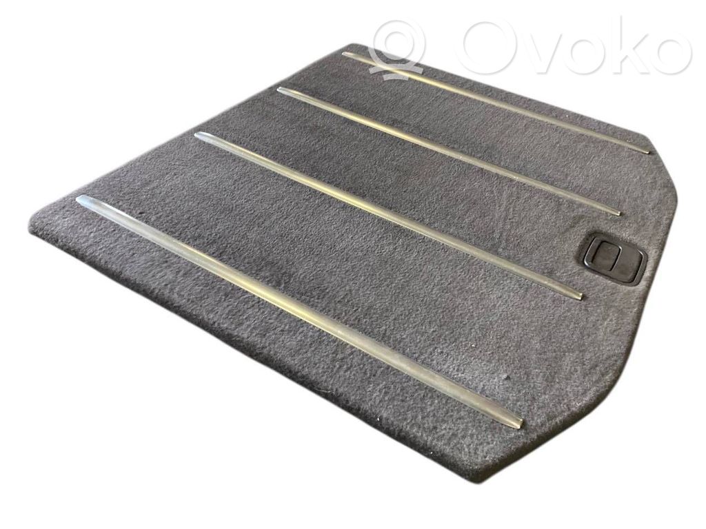 Bagāžnieka paklājiņš