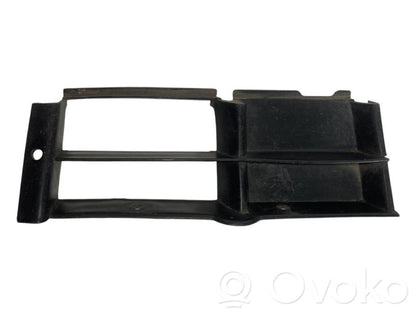 Apakšējais režģis (trīsdaļīgs)