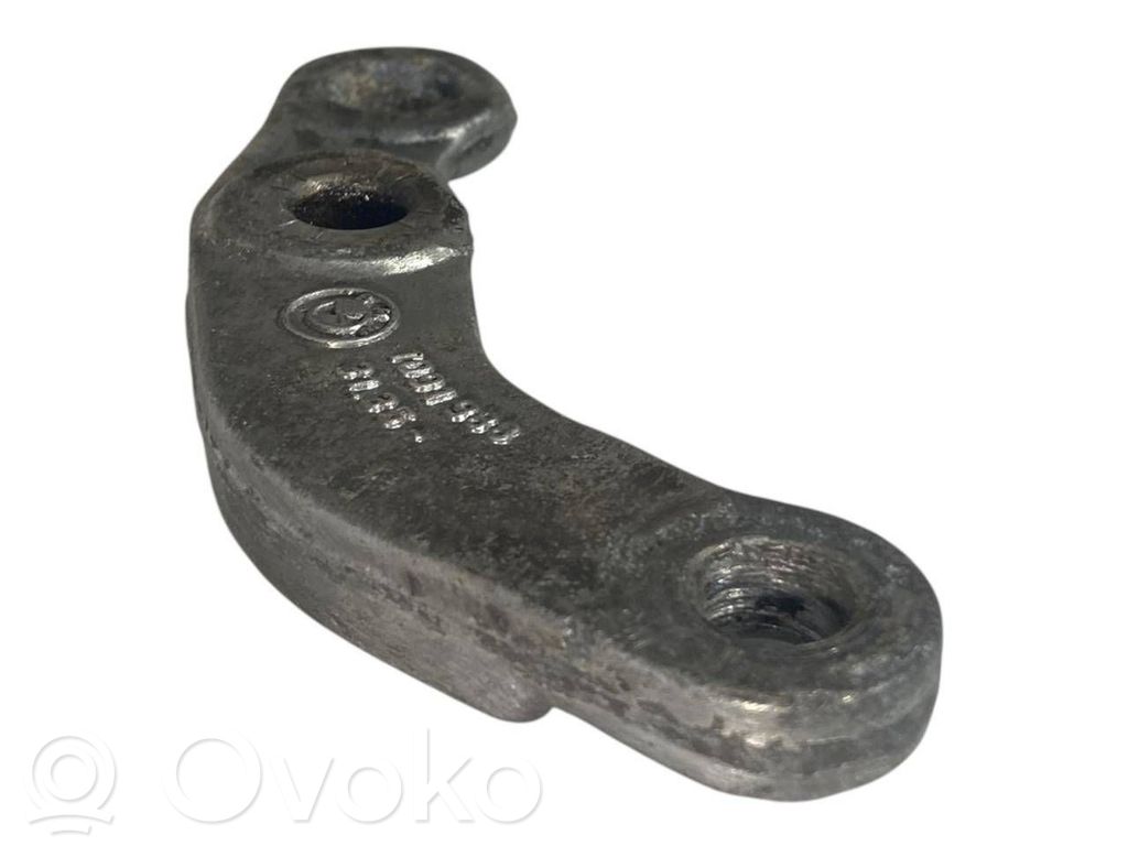 Stabilizatora stiprinājums (priekšā)