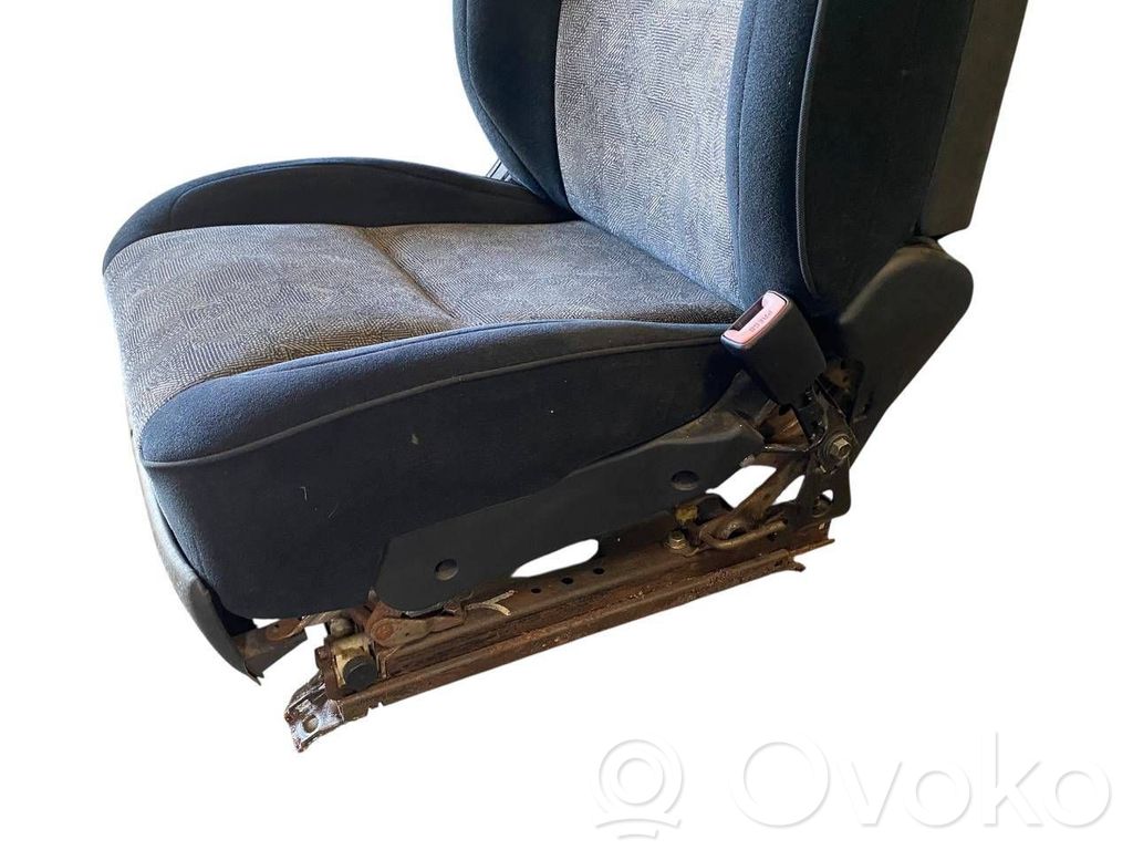 Sēdekļu komplekts