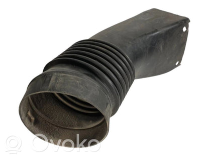 Air intake duct details