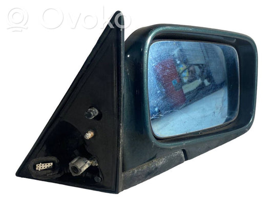 Mirror (electrically controlled)