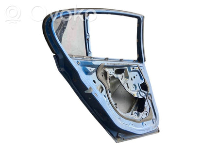 Aizmugurējās durvis