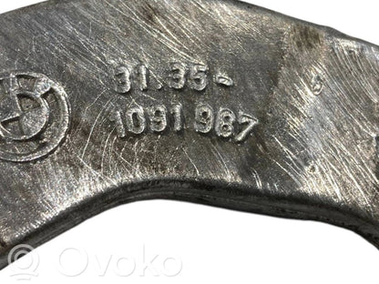 Stabilizer mount (front)