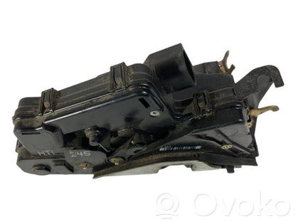 Aizmugurē slēdzene