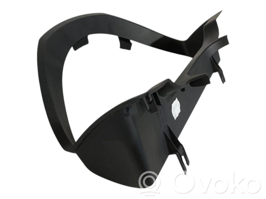 Instrumentu paneļa dekoratīvā apdare