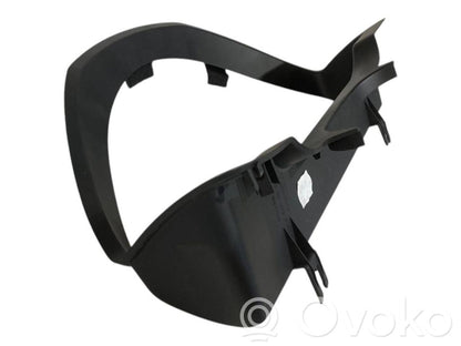 Instrumentu paneļa dekoratīvā apdare