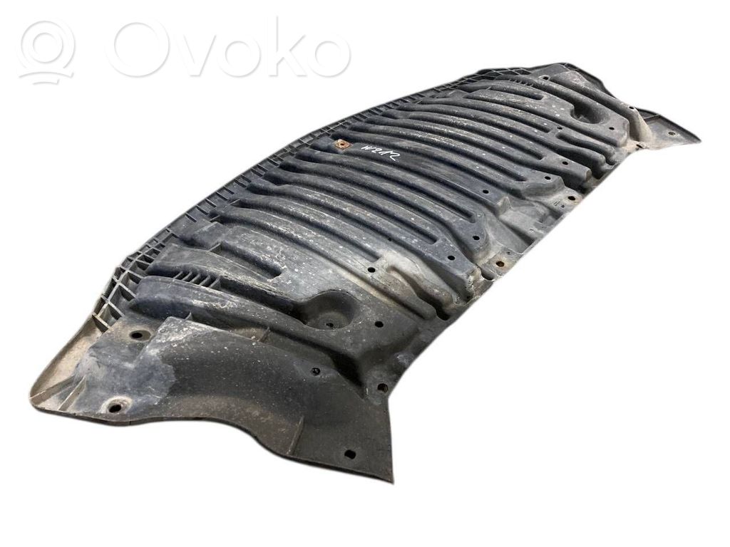 Bampera apakšas aizsargs