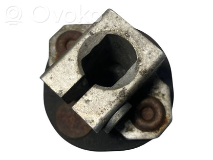 Stūresrata ass krustsavienojums