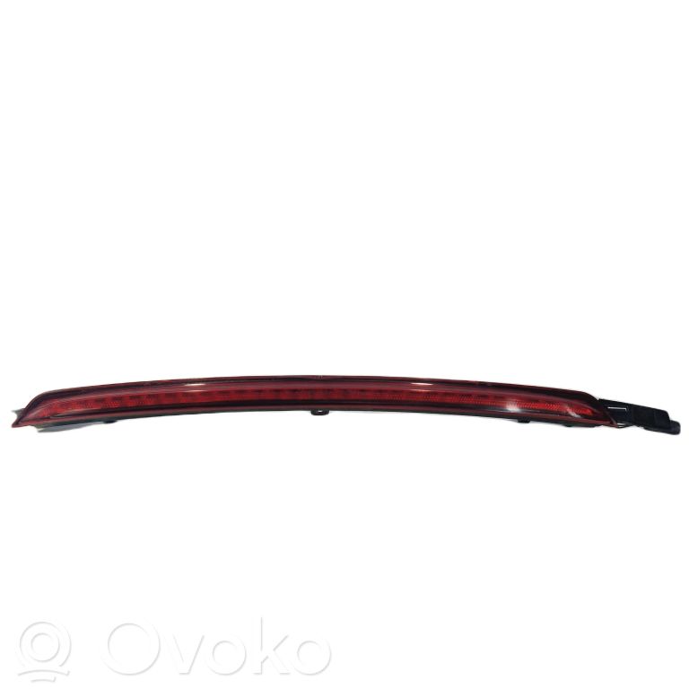 Papildu bremžu signāla lukturis