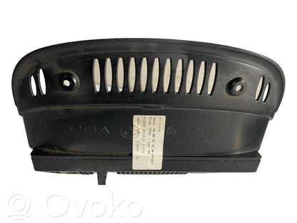 Ekrāns / displejs / mazais ekrāns