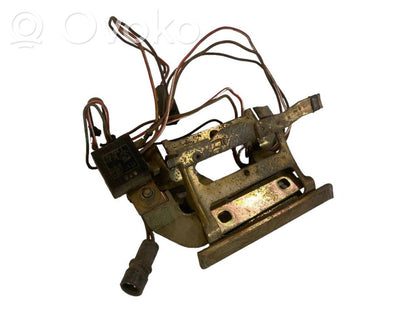 Holder/bracket for external opening handle at the front