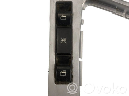 Декоративная накладка на рычаг переключения передач (пластик)