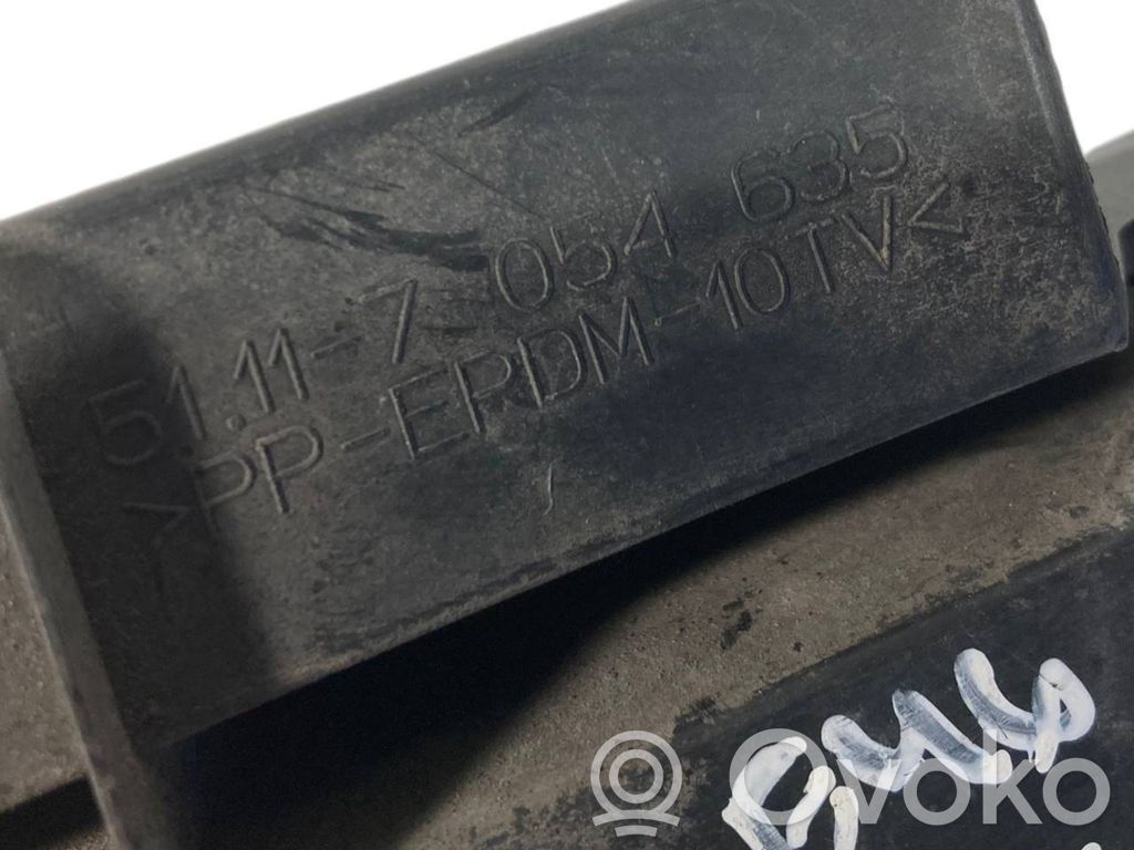 Apakšējais režģis (trīsdaļīgs)